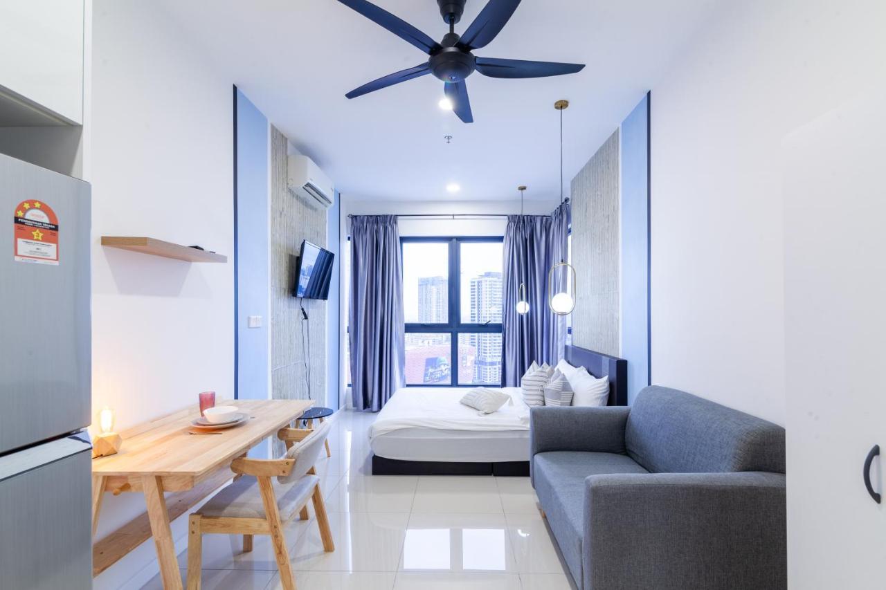Highpark Suites In Petaling Jaya, Kelana Jaya By Plush Kampong Baharu Sungai Way Exterior foto
