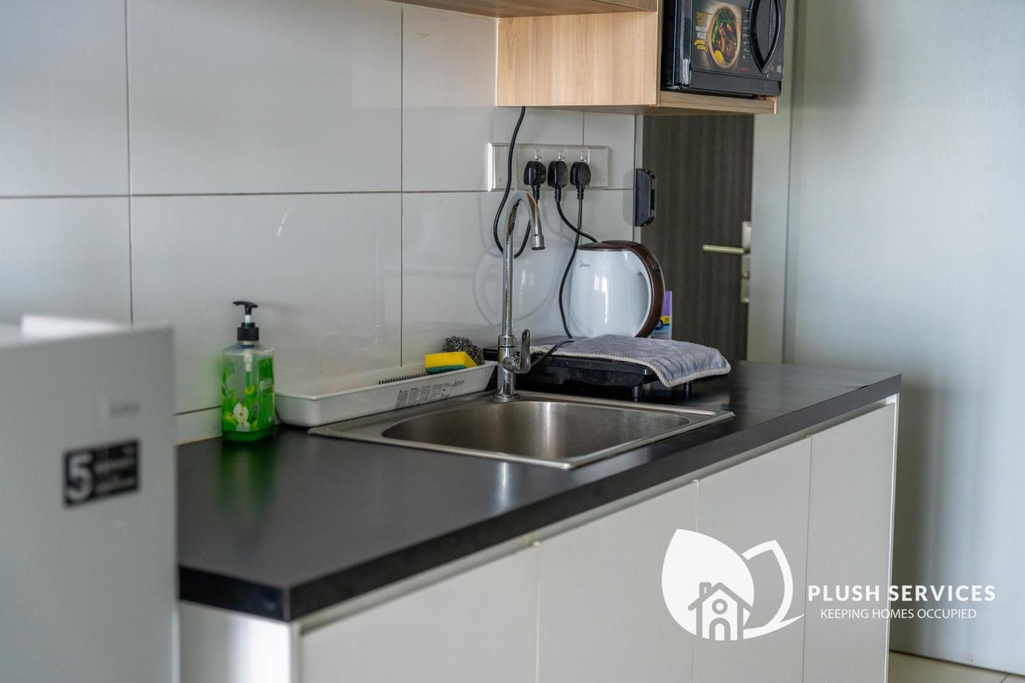 Highpark Suites In Petaling Jaya, Kelana Jaya By Plush Kampong Baharu Sungai Way Exterior foto